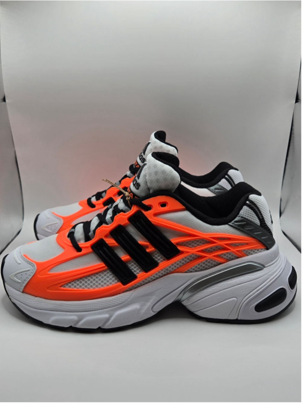 Men's Adidas Adistar XLG 2.0 Sneakers Size 7 White and Orange